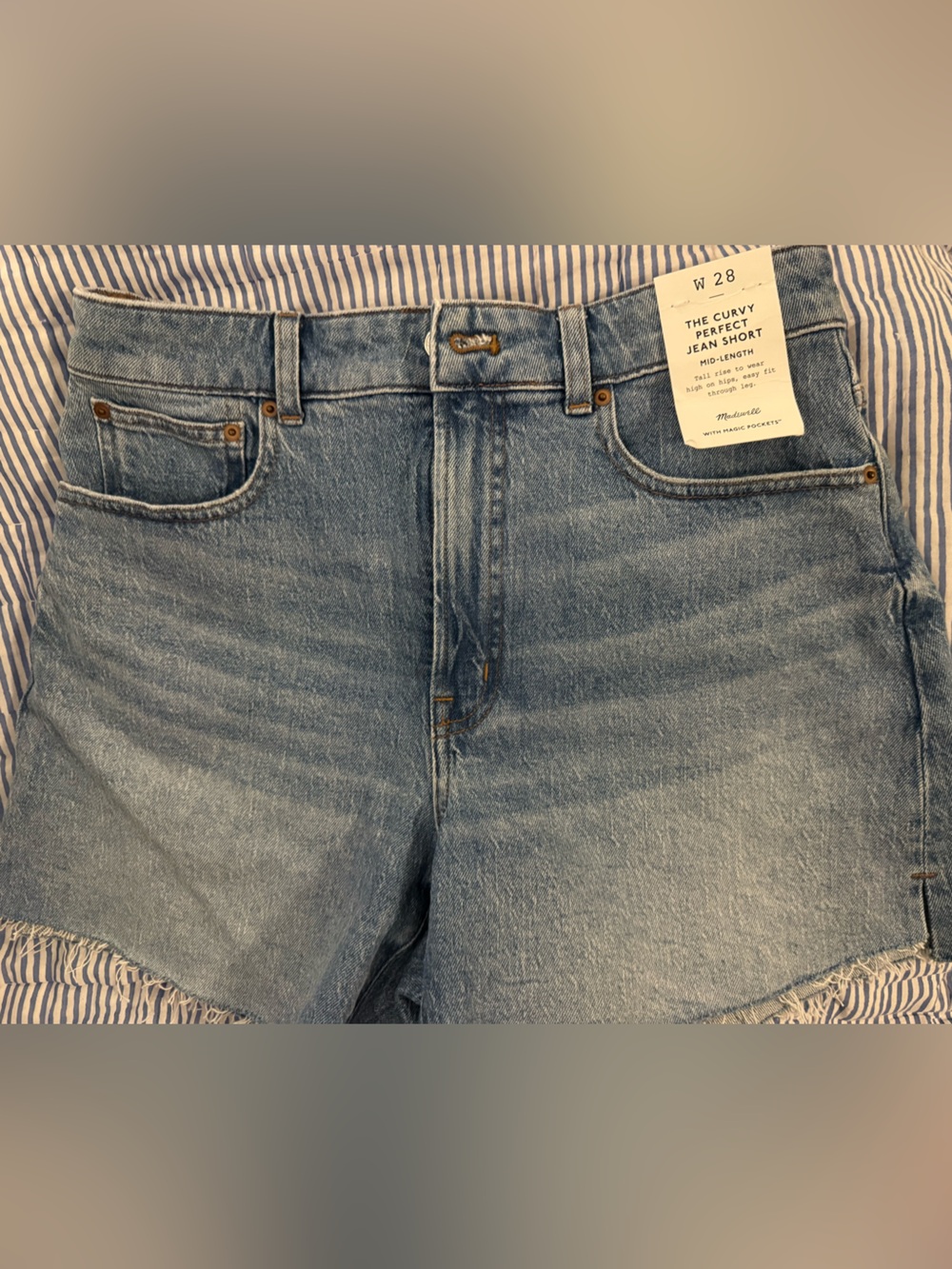 NWT Madewell Curvy Perfect Jean Short- size 28